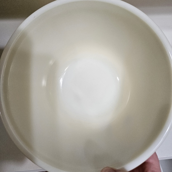 Pyrex Yellow Bowl #402 - Picture 8 of 14